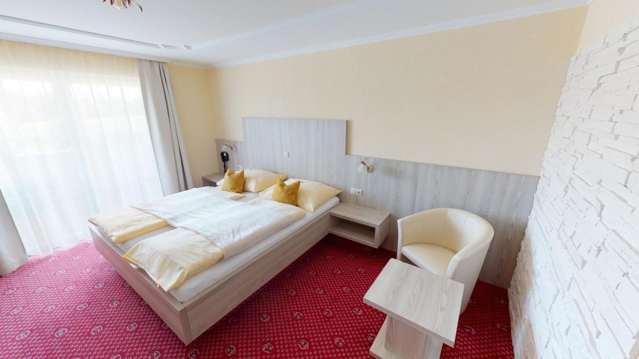 Voralpenhotel Schmoller Санкт Георген им Атергау Екстериор снимка